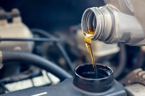 Сколько масла в двигателе ВАЗ 2110 16 клапанов